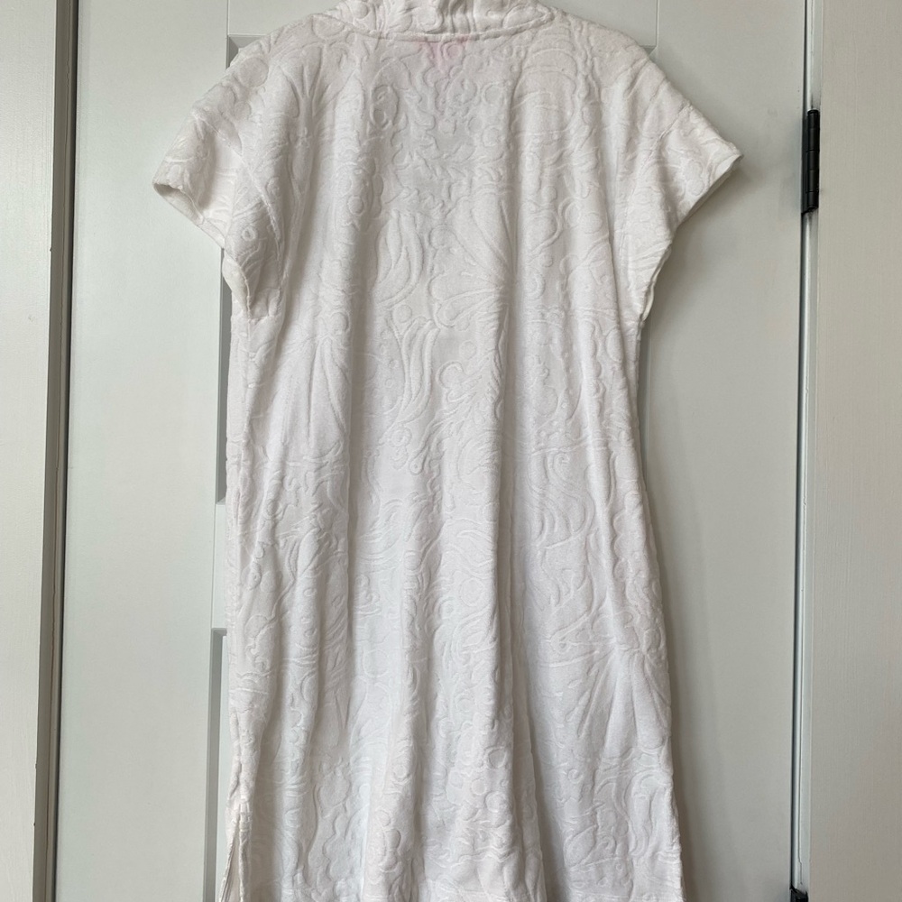 Lilly Pulitzer White Textured V-Neck swim cover up - Picture 4 of 6